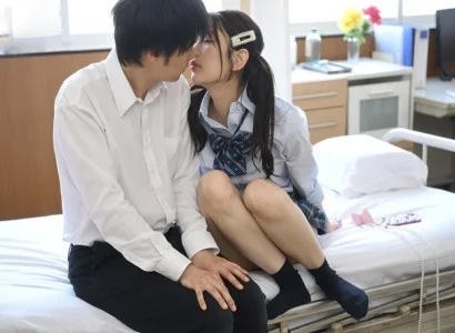 Anh nam sinh yếu đuối bị địt bởi khoa khôi trong lớp