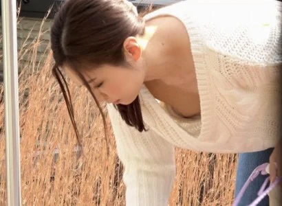 Mẹ và con trai dính líu đến loạn luân
